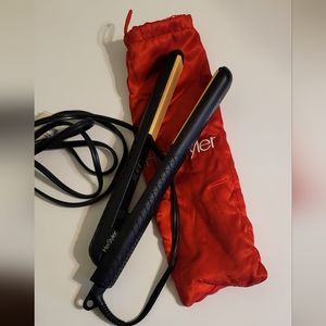 Flat Iron Ceramic with heat bag